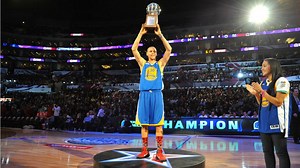 184K views · 111 shares | Relive the moment when the crowd went WILD for the Chef in 2011! #TurnBackTheClock Stephen Curry | NBA | Facebook