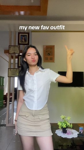 Cargo Mini Skirt Outfit Ideas | Khaki Skirt Combos & Styling Tips