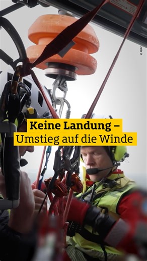 ADAC e.V. und SE on Instagram: "Einsatz unserer ADAC Luftrettung💛🚁 Kein Platz zum Landen – also geht es in mit der Winde die Tiefe. Wenn jede Bewegung sitzen muss, kommt die Winde zum Einsatz: Aus 70 Metern Höhe seilen sich die Rettungskräfte ab, um schnell zur verletzten Person zu gelangen. Präzision, Konzentration und blindes Vertrauen in Team und Technik entscheiden hier über den Erfolg. 🎥 Die ganze Folge aus unserer neuen Serie "ADAC im Einsatz – Luftrettung hautnah" findet ihr hier: yout