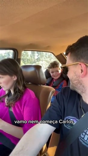 "Acelera, pai!": criança incentiva o pai a acelerar o carro e diverte a web ao provocar a mãe! 🤣🥰