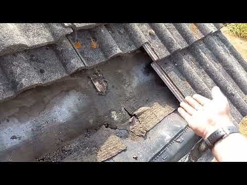 Roof repair, tile slipped due to rotten battens