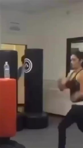 [SBESCARE FOOD FESTIVAL: LOCAL FLAVOUR SBE] 🇲🇾 Assalamualaikum W.B.T and warm greetings everyone! Get ready to celebrate the taste of Malaysia as SBESCare proudly presents LOCAL FLAVOUR SBE! Indulge in a variety of local delights featuring our beloved Malaysian flavours, all in one place with a lively food festival atmosphere at SBE! 📅 Date: 5 January 2026 until 9 January 2026 🕙 Time: 10.00 AM – 6.00 PM 📍 Venue: Block E Parking, School of Business and Economics ✨ Don’t miss this chance to e