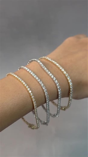 We have all the carat sizes available in natural and lab-grown diamonds in 14kt White Gold, Yellow Gold and Rose Gold✨️ DM us to order yours now! . . . . . tennis bracelet, tennis necklace, jewellery, stackable, accessories, bracelet stack, lab grown diamond, natural diamonds, luxury, everyday jewellery, handmade, new york city jewelry, nyc, explore, viral, trending, transition, fyp #jewelry #jewellerybrand #handmade #diamond #explore