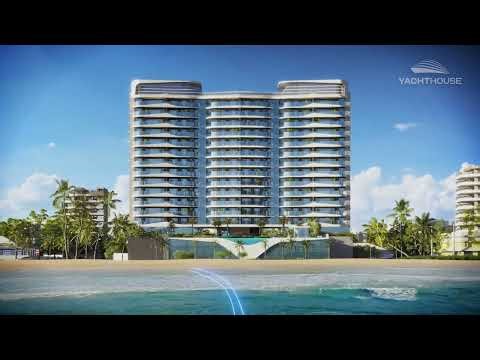 Yatch House, na Atalaia, frente ao mar