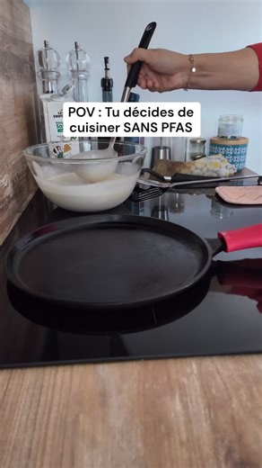 Corinne Rogeon on Instagram: "(Collaboration commerciale : code affilié) Dans la « vallée de la chimie », au sud de Lyon, près de 200 riverains ont assigné en justice deux industriels : Arkema et Daikin Chemical France, et demandent réparation des préjudices causés par une pollution durable aux substances per- et polyfluoroalkylées (PFAS). Tu en as entendu parler ?? Les PFAS sont des substances très persistantes, utilisées notamment pour leurs propriétés antiadhésives. Elles se dégradent très pe