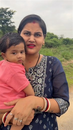 ଜଙ୍ଗଲ ରେ କଣ କରୁଛନ୍ତି swati 🤔 #misty #funny #subscribe #comedy #ytshorts #viral #shorts #yt #fyp