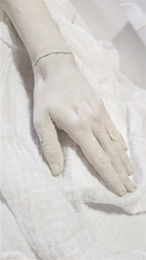 Hayley Egan | Casting a plaster arm with removable hand so i can make a removable plaster cast for a broken arm... Could that sentence be more confusing... | Instagram