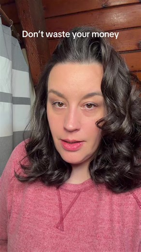 Automatic Hair Curler is the easiest way to get effortless curls at home ✨ This cordless automatic curling iron creates perfect curls without burning your fingers, tugging hair, or needing experience. If you’re searching for: ✔️ automatic hair curler ✔️ cordless curling iron ✔️ beginner friendly curling iron ✔️ easy curls for busy moms ✔️ no clamp curling iron ✔️ fast curls at home ✔️ heat styling without damage This is it. The Pritehom automatic curler gently wraps hair, heats evenly, and relea