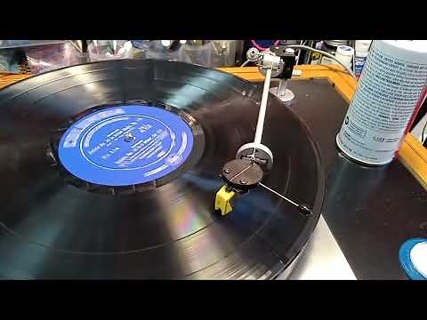 Transcriptor Vestigial tonearm ... Finicky over engineering at its finest.