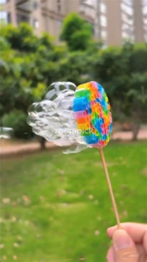 DIY Giant Bubble Wand Using Straws! 빨대로 만드는 비누방울 #diy #rainbow #bubble #비눗방울