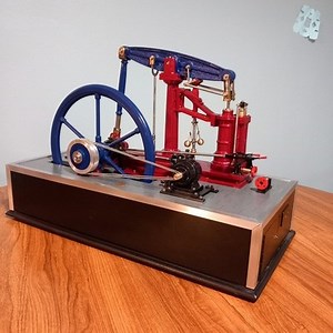 SANDERSON BEAM ENGINE. EXCELLENT CONDITION. WITH GENERATOR AND DISPLAY CASE.  | eBay UK