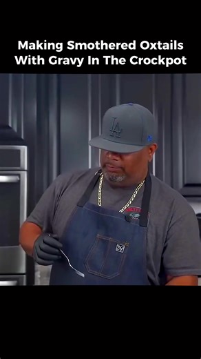 Holiday Worthy! Hot Honey Peach Ham Recipe That Steals the Show #CookinwitAB #bbq #food #appetizers #blazegriddle