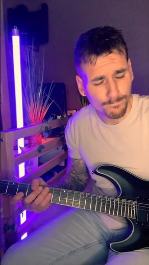 MUSE - Madness ( solo cover by Axel )