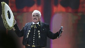 CBS Evening News:Legendary Mexican entertainer Vicente Fernández dies at 81