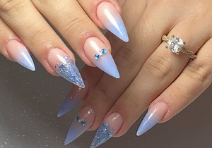Unhas encapsuladas: o que é, como são feitas e 30 inspirações