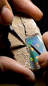 874K views · 7K reactions | Boulder Opal | Blue Light Gemstones | Facebook