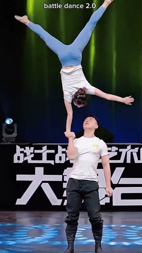 world best Viral dance video | Hip hop dance Tutorial in public place #dance #battledance