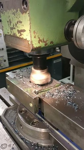 Deckel FP4 Contur 2 Umbau auf Mach3 Software und IP-S Steuerung