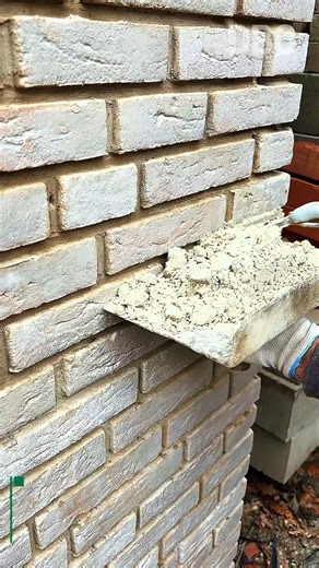 Precision Mortar Filling on Brick Joints | Clean Masonry Technique