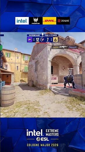 bLitz STICKS the DEFUSE — survives on 1 HP #esl #colognemajor #cs2