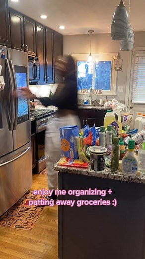 I’m editing recipes today for you guys xoxo #jordanramsy 👩🏾‍🍳 kitchen tour kindaaa