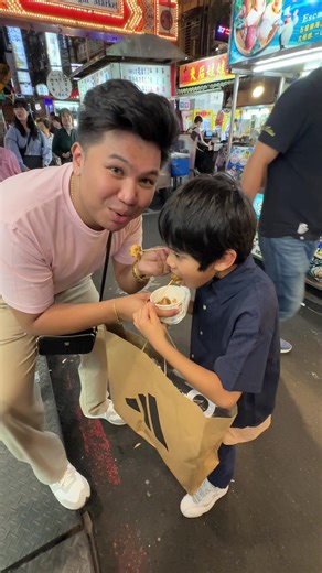 344K views · 22K reactions | Bye taiwan, Raohe night market... mahina hablutan dito. charooot | The Gered Lainez | Facebook