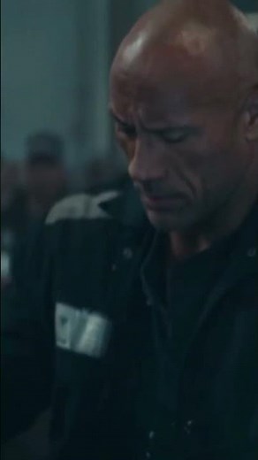 The jig is up (Red Notice) Dwayne Johnson, Ryan Reynolds