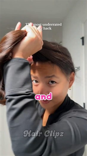 Scrunchie Hack For Easier Blowouts😲