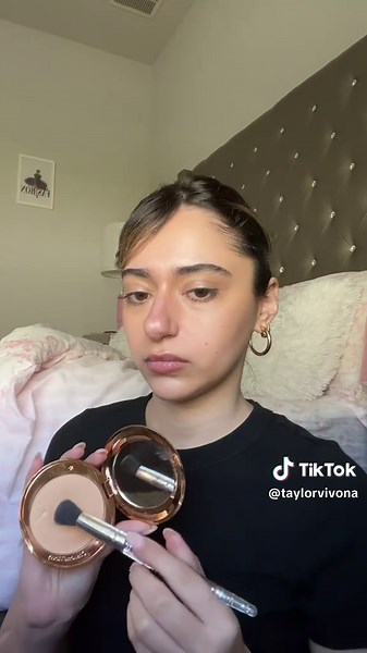 Taylor Russell Makeup Tutorial for Effortless Chic