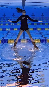 cha cha slide UPSIDEDOWN 😎 💦#underwaterDancer #KristinaMakushenko #underwaterworld #chachaslide #underwaterdance | kristimakusha