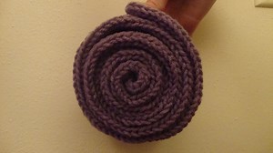 Easy Crafts With Knitted Rolls: 5 Minute Infinity Scarf