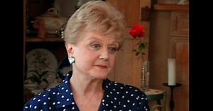 Angela Lansbury | 60 Minutes Archive