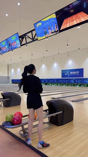 Improve Your Bowling Skills with These Tips