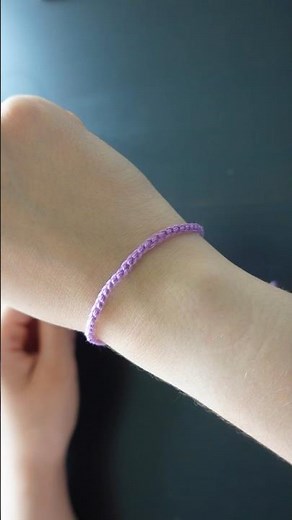 finger crochet bracelet - probably the easiest friendship bracelet you can make 🧶