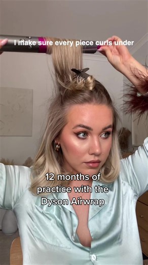 Styling Tips with Dyson Airwrap: Medium Hair Blowout Tutorial