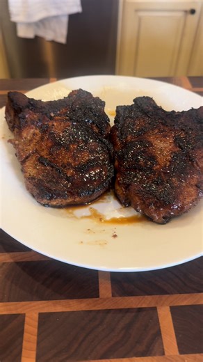 Delicious Bone-In Pork Chops for Dinner