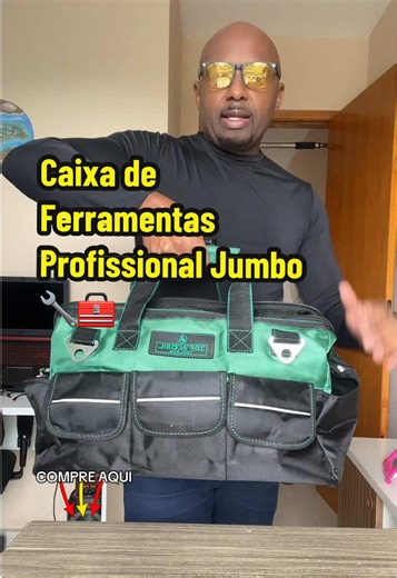 Caixa de Ferramentas Profissional Jumbo 🔧🧰 Baú em lona reforçada, resistente à água e arranhões. Ideal para soldadores, eletricistas e manutenção industrial. Conta com divisórias internas, grande capacidade, é portátil, durável e feita para o dia a dia pesado #Ferramentas #ManutençãoIndustrial #Profissional #Organização