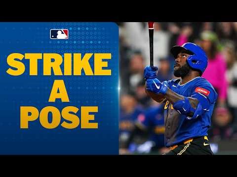 Stop and stare 😍 Randy Arozarena launches a LONG home run for the Mariners! 🔱 (His 1st of 2026!)