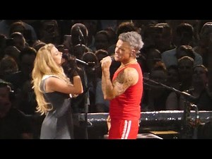 Robbie Williams duet with Davina Michelle - Live June 22, 2025 - Amsterdam ArenA