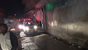 Quetta: Police official among 15 martyred in explosion at mosque