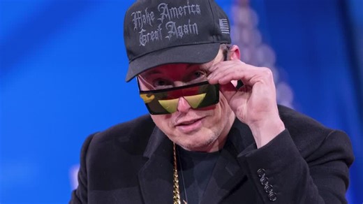 Musk orders US federal workers to report on work by Monday or resign