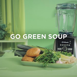 1.9K views · 21 reactions | Did you know your Vitamix blender's blades spin fast enough to turn fresh, whole food ingredients into steaming-hot soup in about seven minutes? 北 Just another way our machines go the extra mile to make your whole family smile. #Vitamix #VitamixVibrant #Vitamixtips #soup #HotHotHeat | Vitamix | Facebook