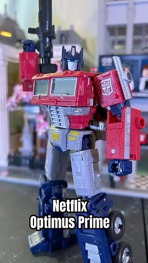TRANSFORMERS WAR FOR CYBERTRON NETFLIX VOYAGER OPTIMUS PRIME | COLLECTION SHOWCASE #transformers