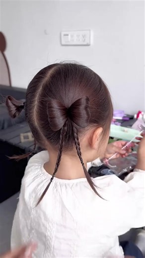 Tết tóc cho con gái xinh xỉu: 5 kiểu dễ làm