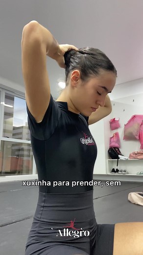 Tutorial de coque pra vocês 🥰 fácil, rápido e prático! #ballet #jazz #balletclássico #baléclássico #jazzdance #lyricaljazz #balletemmaceió #auladeballet #festivaldedança #dança #balletclass #dançaemmaceió #modernjazz #Maceió #Alagoas #fy #fyp