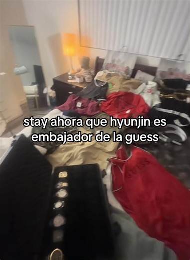 #hyunjin #hwanghyunjin #skz #straykids #guess | Guess