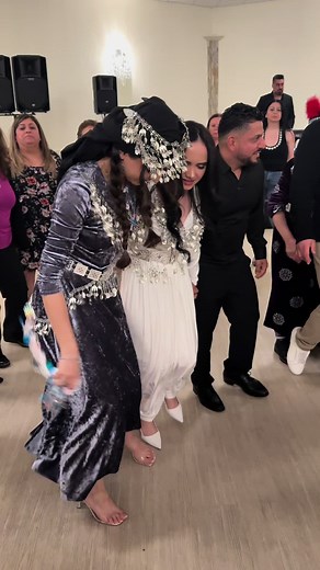 Assyrian Dances: Music, Culture & Traditions
