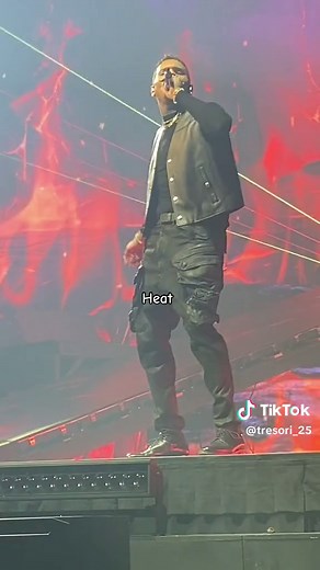 Chris Brown Heat Music Video - Live Concert Experience