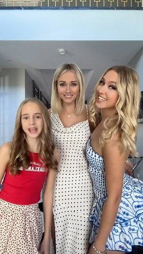 Lobadakuma on Instagram: "My besties 💞 #mumanddaughter #bestfriend #mumof2"