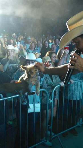 Dustin Lynch on Instagram: "You never know who you’ll see front row!"